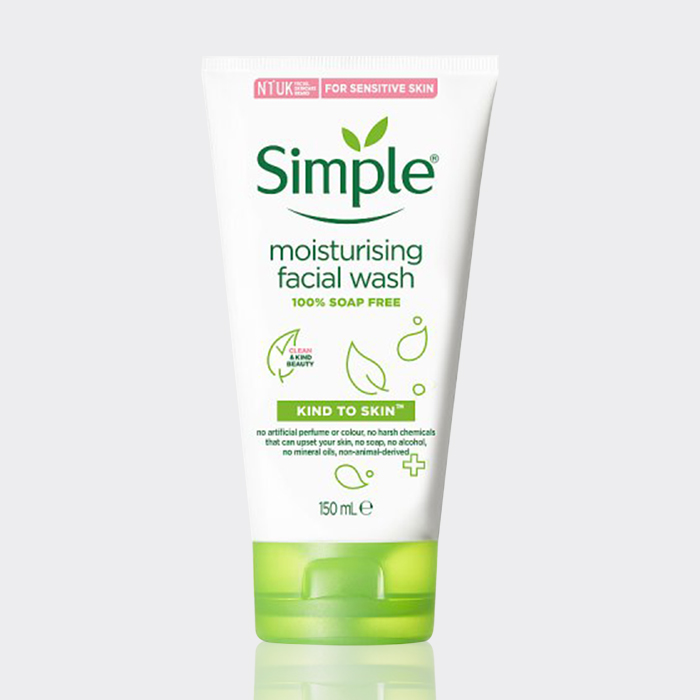 تصویر  ژل شستشو  پوست خشک و حساس سیمپل SimpleKind to Skin Moisturizing Facial Wash