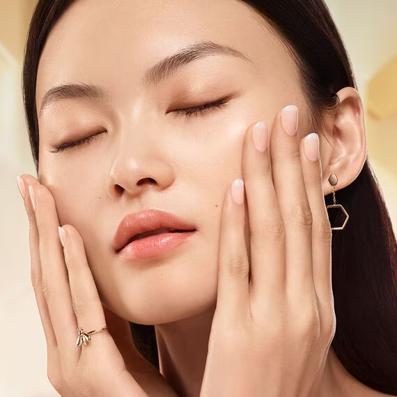 لوسیون تقویت کننده پوست ABEILLE ROYALE گرلن GUERLAIN