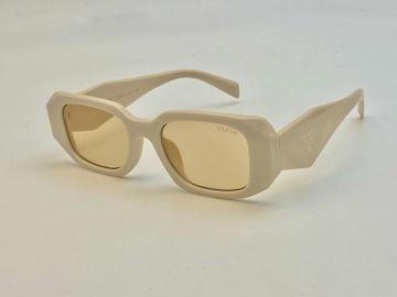 عینک آفتابی پرادا Prada P07