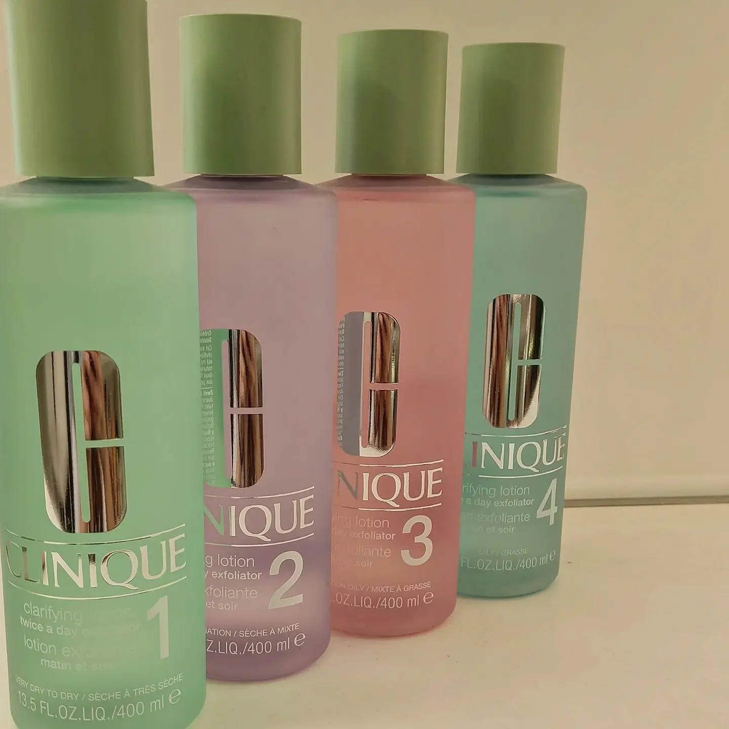 تونر کلینیک مخصوص پوست خشک و حساس