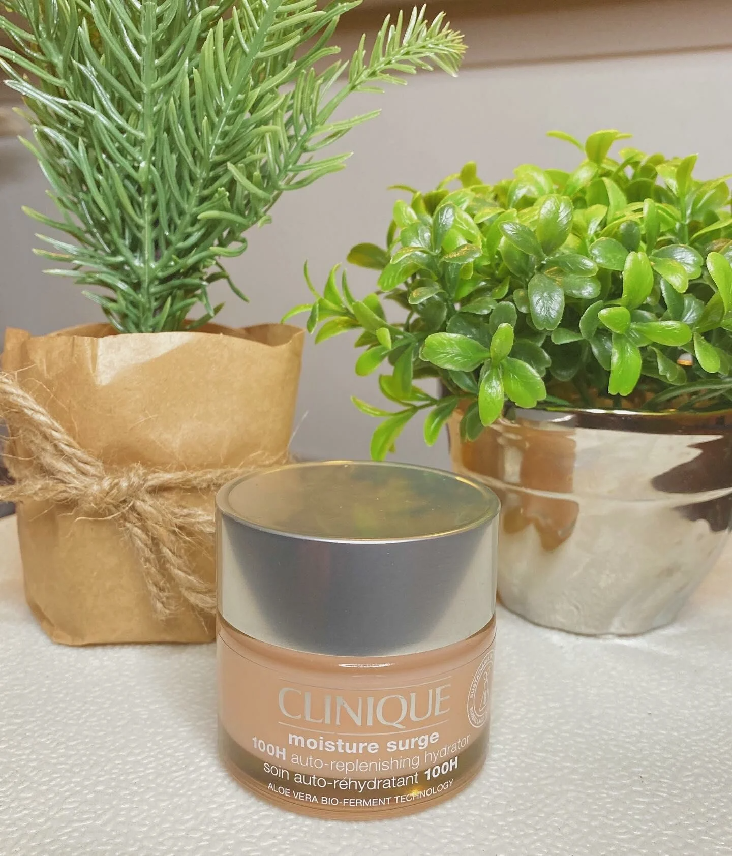 کرم آبرسان مویسچر 100 ساعته کلینیک اصل حجم 50 میل