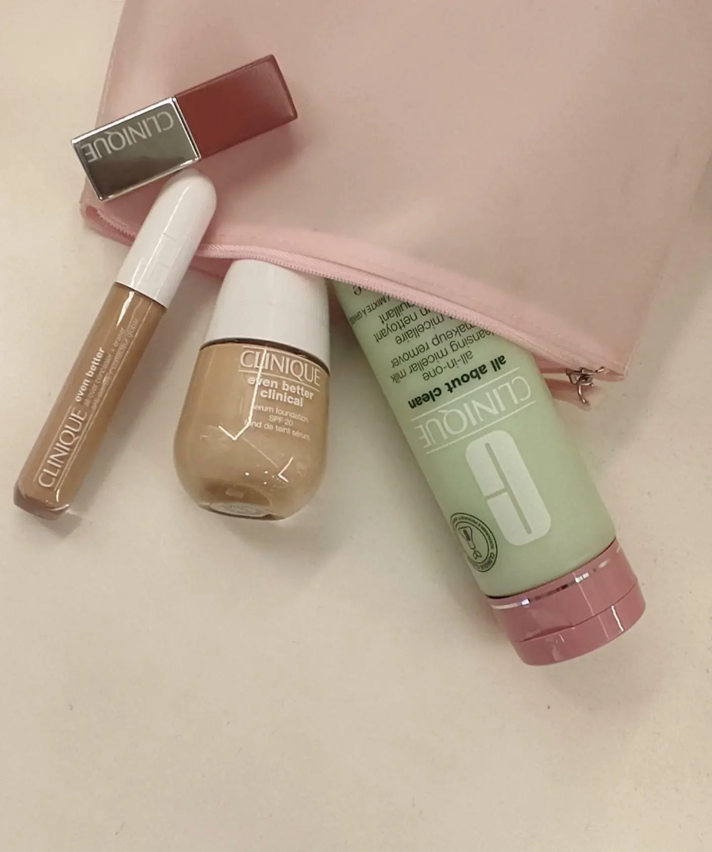 میسلار میلک کلینیک مخصوص پوست خشک و مختلط  مدل ALL ABOUT CLEAN