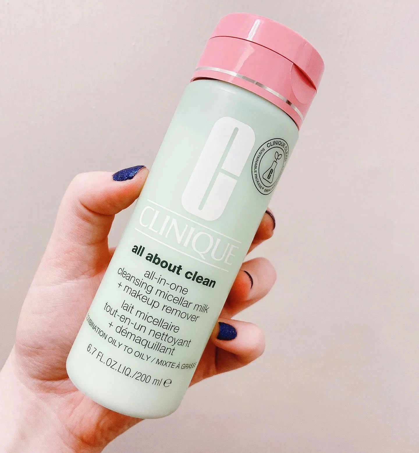 میسلار میلک کلینیک مخصوص پوست چرب و مختلط