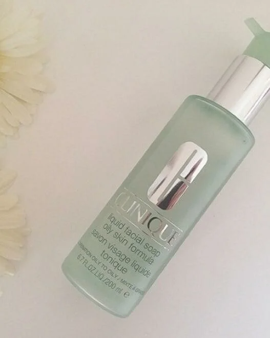 صابون مایع صورت کلینیک مدل liquid facial soap mild