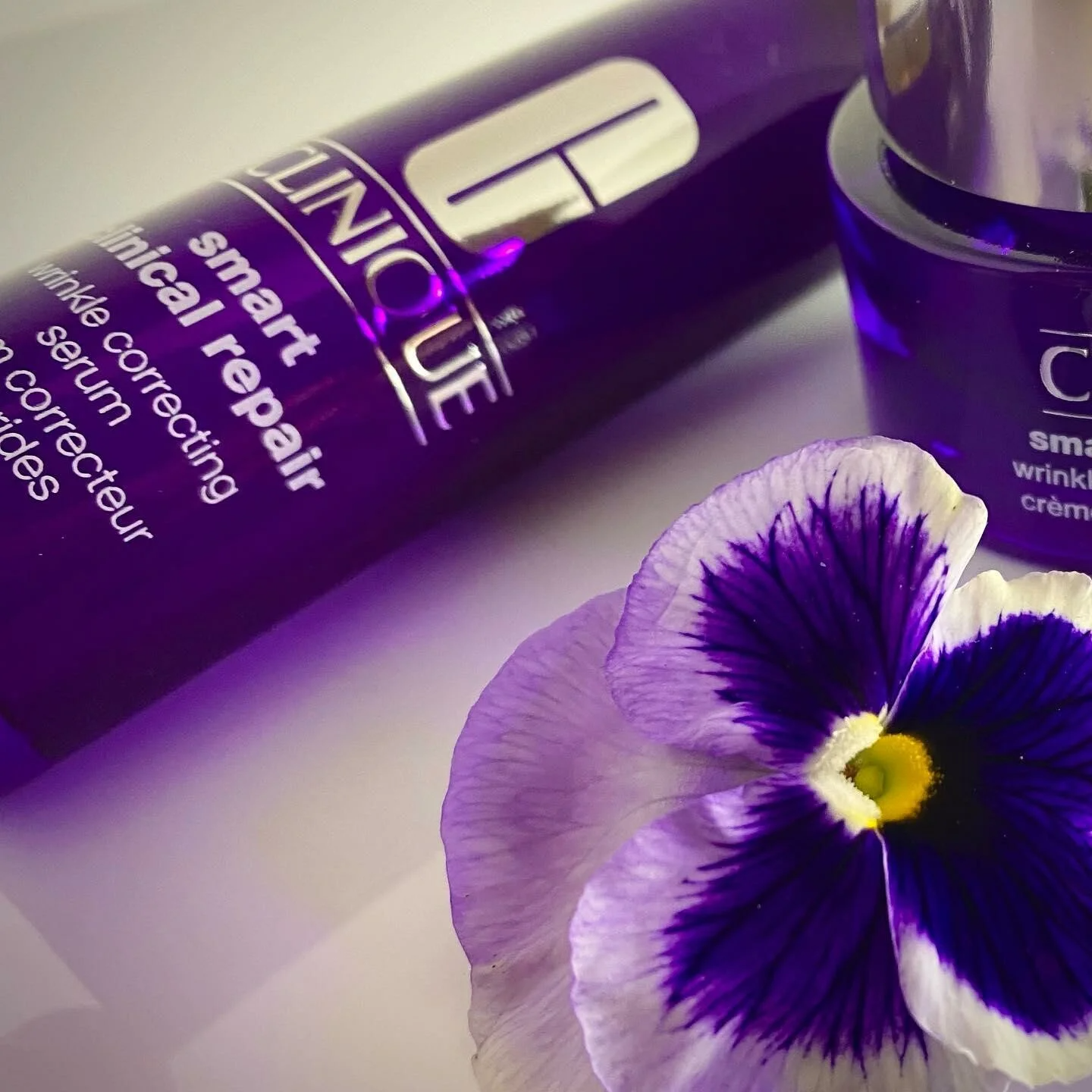 سرم ضد چروک کلینیک مدل اسمارت حجم 30 میل