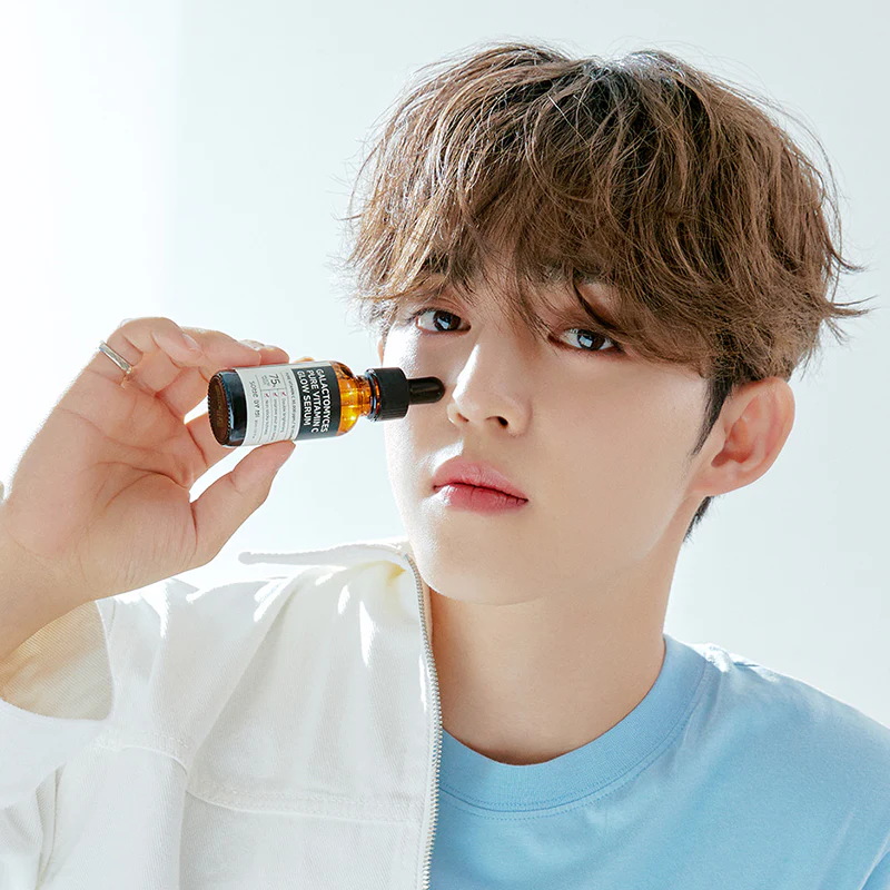 سرم روشن کننده ویتامین C سام بای می