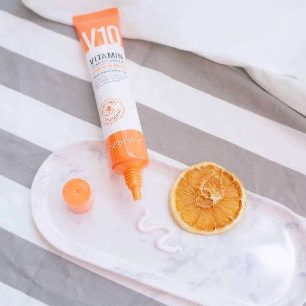 کرم V10 سام بای  می روشن کننده، ضد چروک، مرطوب کننده و ترمیم کننده