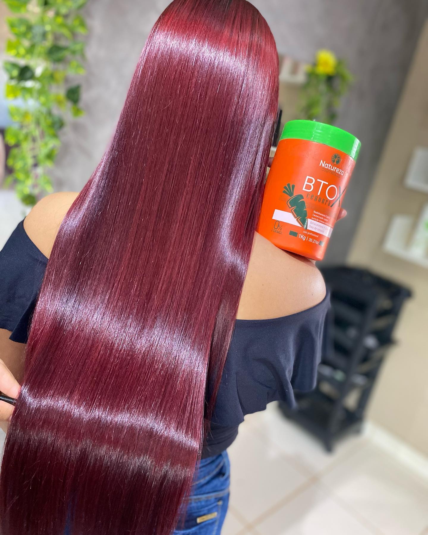 قشم مارت وارد کننده انواع بوتاکس مو برند در ایران