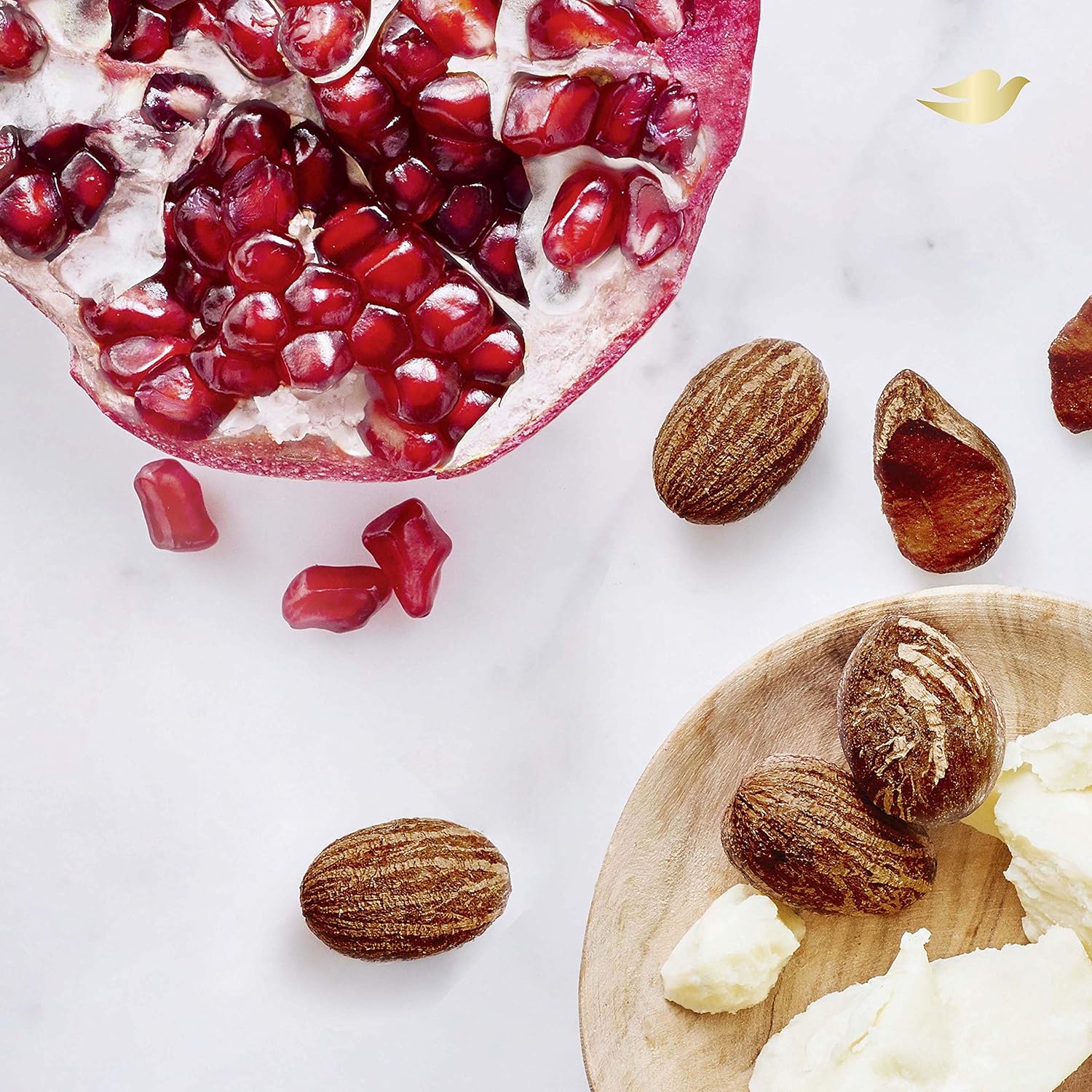 اسکراب بدن انار و شی باتر داو